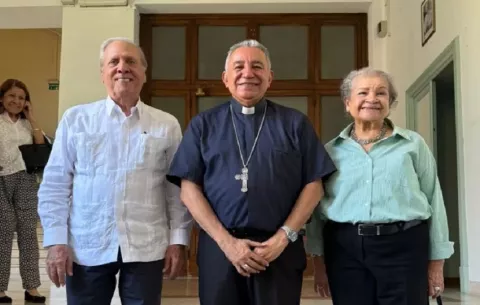 Ulloa recuerda el 40 aniversario de la desaparición del	Dr. Hugo Spadafora Franco