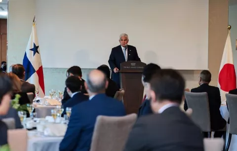 ¿Cuál es la agenda del presidente Mulino en Japón?