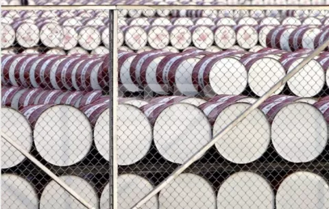 La OPEP+ decide este domingo si vuelve a aumentar su oferta petrolera en octubre