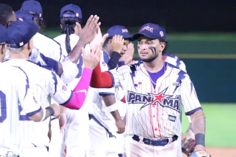Panamá U23 sigue invicto en el Premundial de Béisbol y apunta a México