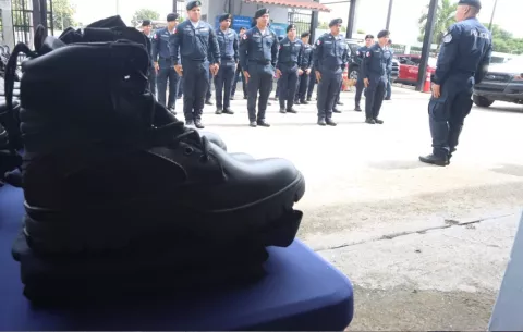 Ministerio de Seguridad: Jubilación especial de policías es justicia para quienes arriesgan la vida por Panamá