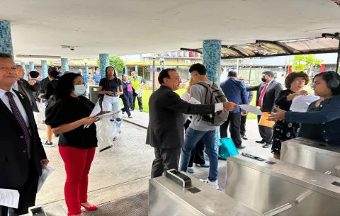 Referéndum divide a los estudiantes; pero el rechazo a la reelección es colectivo