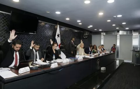 Proyecto de Ley 299 sobre la APP será discutido en segundo debate con 'urgencia notoria'