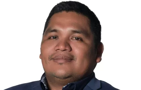 El rector de la UAPI, en la mira de   diputados