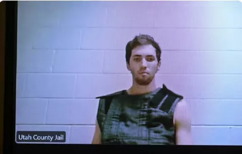 La fiscalía pide la pena de muerte para el presunto asesino de Charlie Kirk