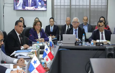 Unachi insiste en aumento presupuestario ante la Asamblea Nacional 