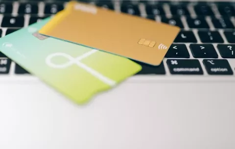 Tarjetas de crédito presentan la morosidad más alta del sistema con 8.8% sobre saldo