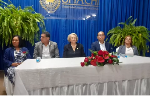 Rectora de la Unachi indica que requieren un presupuesto mayor al de $72 millones