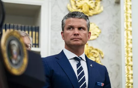 Jefe del Pentágono  dice que ataque en el Caribe marca el inicio de una misión contra carteles venezolanos