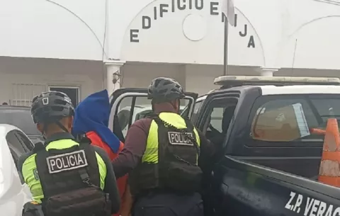 Detención provisional y arresto domiciliario por crimen de un menor de edad en Atalaya