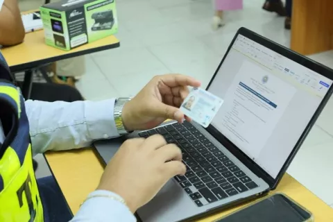 Personal de la ATTT recibe capacitación sobre nuevo formato de licencia de conducir