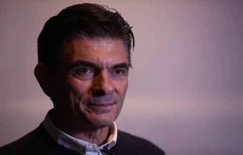 Presidente electo de Bolivia viajará a EE.UU. para solucionar la falta de combustible