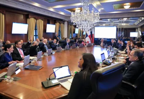Gabinete extraordinario analizará recomendaciones al presupuesto 2026