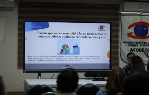 Jubilados y personas con discapacidad tienen derecho a 25% de descuento en pasajes aéreos