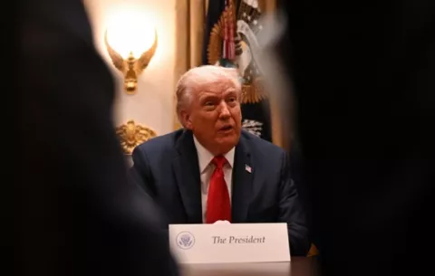 Trump quiere visitar Gaza 'pronto' para impulsar su plan de paz, según la revista Time