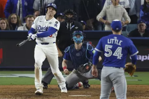 Ohtani y Freeman dieron histórico triunfo a los Dodgers sobre Azulejos en la Serie Mundial