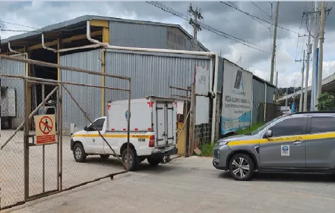 Trabajador muere tras caerle una plancha de metal en empresa de La Chorrera