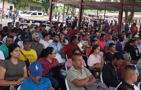 Realizan feria de reclutamiento para el plan de mantenimiento de la mina 