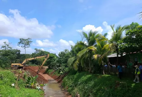 MOP restaura talud de la quebrada La Gallinaza para prevenir inundaciones en La Chorrera