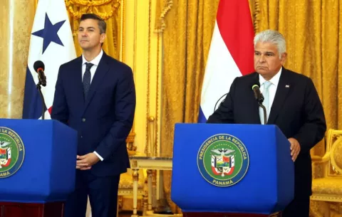 Presidentes de Panamá y Paraguay impulsan integración comercial bilateral y regional
