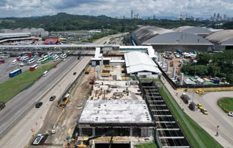 Metro de Panamá habilita extensión de pasarela entre la estación Albrook y la Gran Terminal