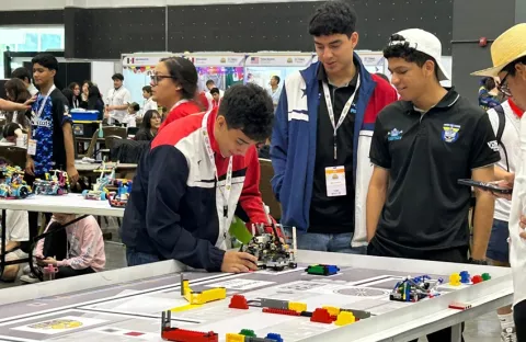 ¡Panamá se corona campeón en la WRO Américas 2025!