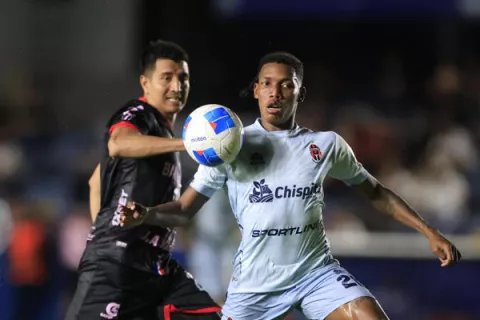Sporting es eliminado en el último minuto por Xelajú