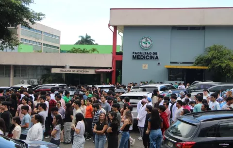 Estudiantes del Viva Voz de marzo de 2026 advierten que abrir plazas extraordinarias para los excluidos en octubre los perjudicaría