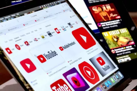 Creadores vetados por YouTube podrán volver a la plataforma, pero... 