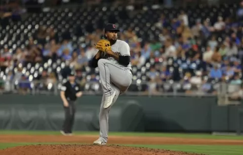 MLB y Guardianes 'cooperan totalmente' con autoridades tras escándalo de amaño de apuestas de Clase y Ortiz