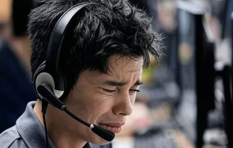 Presión extrema y acoso laboral en los 'call centers' son expuestos tras fallecimiento de trabajador