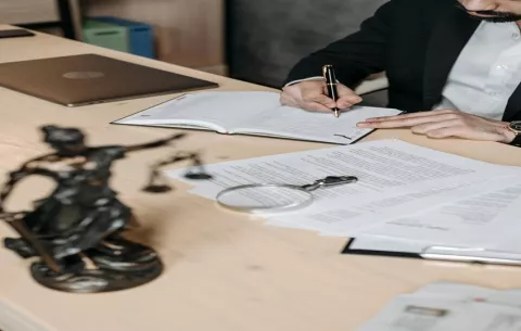 Universidad de Panamá presume que el 79% de sus estudiantes de Derecho superan el 'examen de barra'