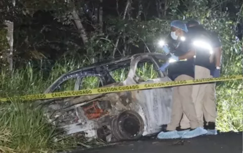 Autos incendiados y área de operación al este: Últimos homicidios seguirían un patrón delictivo según excomisionado