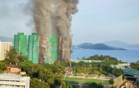 Tres detenidos por presunto homicidio involuntario en relación al incendio de Hong Kong