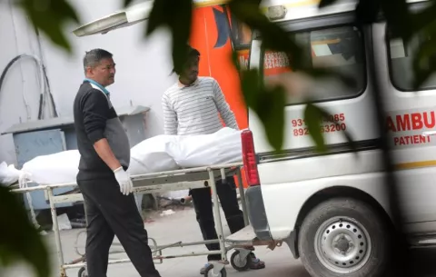 India mantiene alerta tras la explosión que dejó al menos ocho muertos en Nueva Delhi