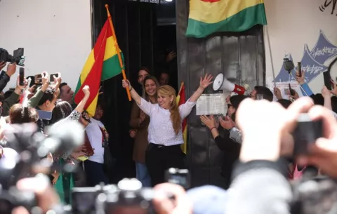 Jeanine Áñez es liberada tras cuatro años y ocho meses de cárcel por la crisis de 2019