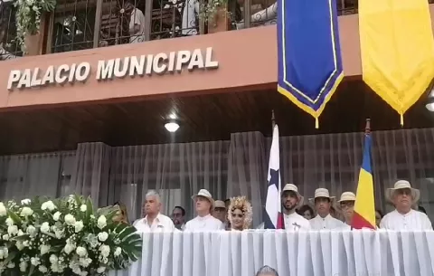 La Villa de Los Santos celebra por todo lo alto los 204 años del Primer Grito de Independencia
