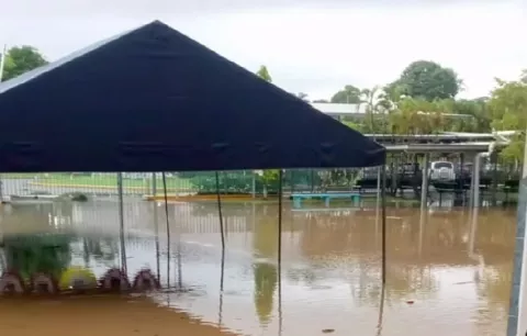 Meduca de Colón suspende clases en escuelas afectadas por inundaciones