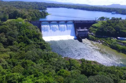 Canal de Panamá mantiene cerrado el muelle de Gamboa