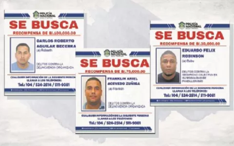 ¿Cómo se fija el monto de las recompensas para los más buscados?