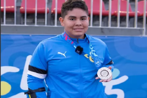 Juan Diego Pérez y Keitlyn Escobar ganan  plata y bronce para Panamá en los Parapanamericanos Chile 2025