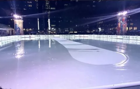 Pista de patinaje sobre hielo de la Alcaldía abre el domingo; es gratis y se ubicará en la Cinta Costera