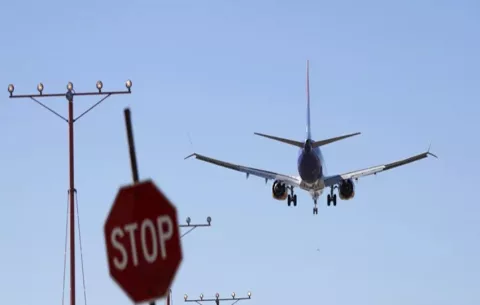 Estados Unidos supera por segundo día los mil vuelos cancelados por el cierre del Gobierno