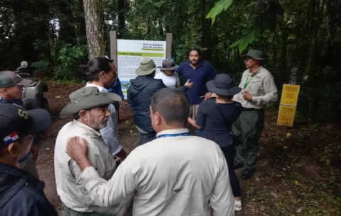 Autoridades inspeccionan trabajos de rehabilitación en el Parque Nacional Altos de Campana