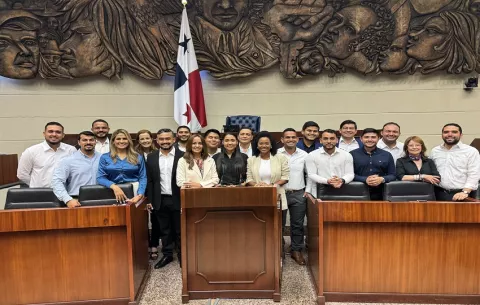 Los diputados independientes entregaron sus informes fuera de tiempo