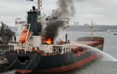 Buque de bandera panameña fue atacado por un 'dron militar' en un puerto de Ucrania