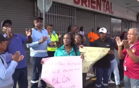 Funcionarios del Idaan toman medidas de fuerza para exigir sus bonos