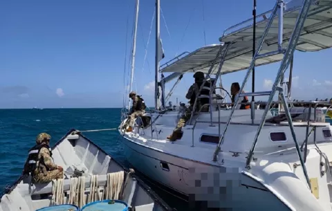 Organismos de seguridad recomiendan estar pendientes del  viento y los oleajes antes de zarpar