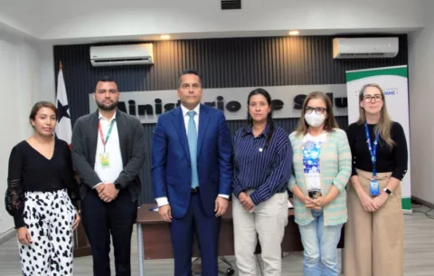 Instalan Comisión Nacional de Salud Especializada para compra de medicamentos del Minsa y la CSS