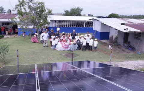 Oficina de Electrificación Rural subsana anomalías con líneas eléctricas  de la pasada administración
